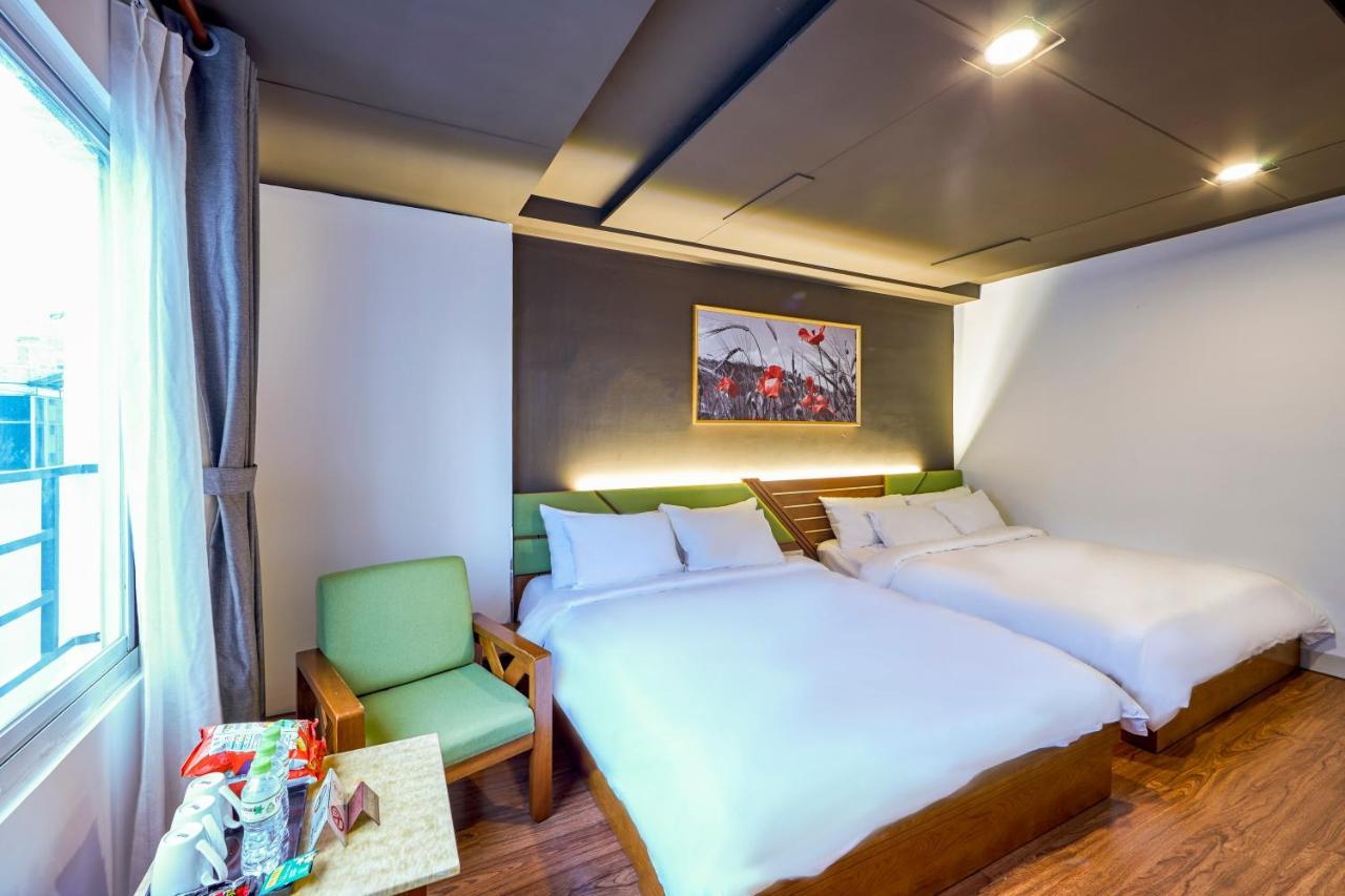 The Noble Swan Hotel Saigon Хошимин Екстериор снимка