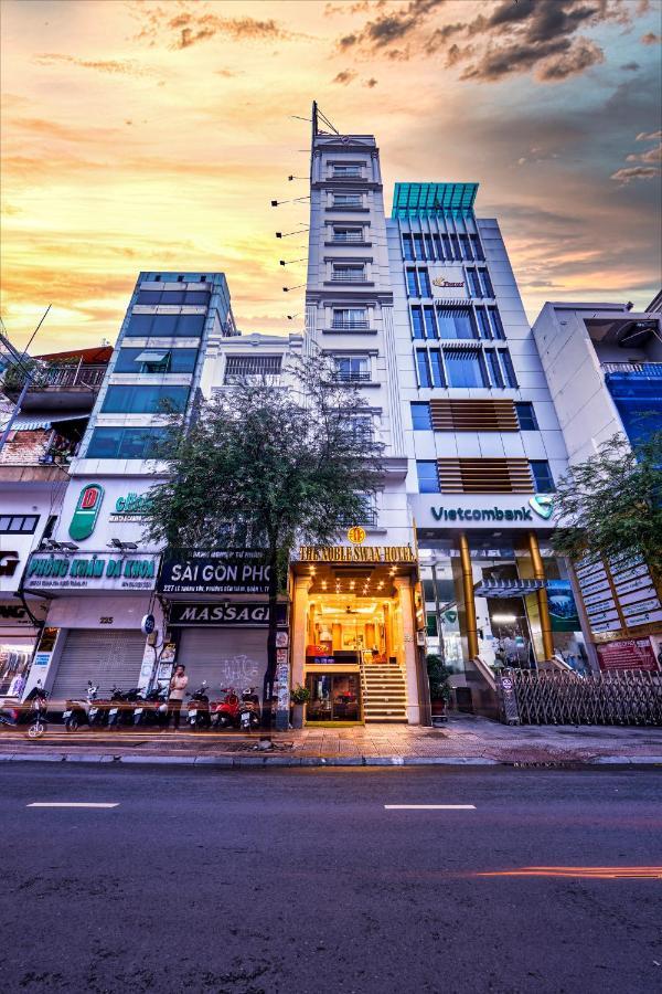 The Noble Swan Hotel Saigon Хошимин Екстериор снимка