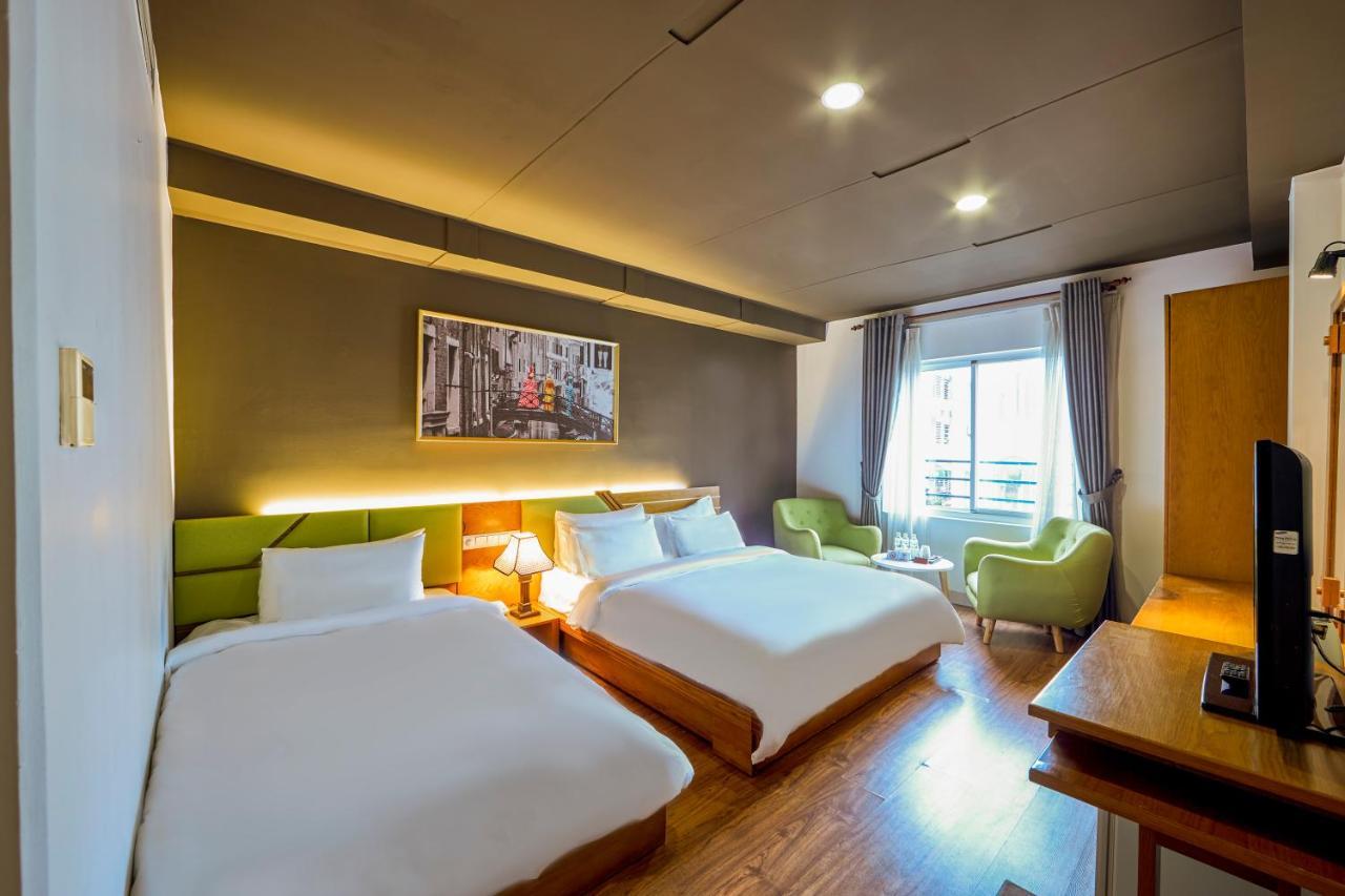 The Noble Swan Hotel Saigon Хошимин Екстериор снимка